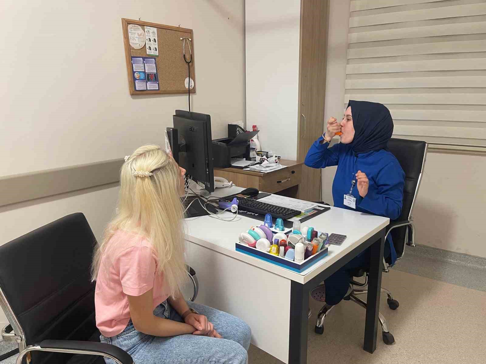 tedavide-yeni-donem-inhaler-cihaz-egitimleri-artik-bire-bir-veriliyor