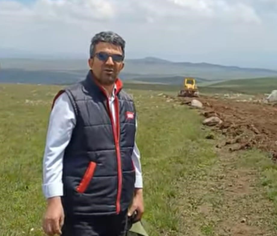 akyakada-ozel-idare-yayla-yollarini-yapiyor