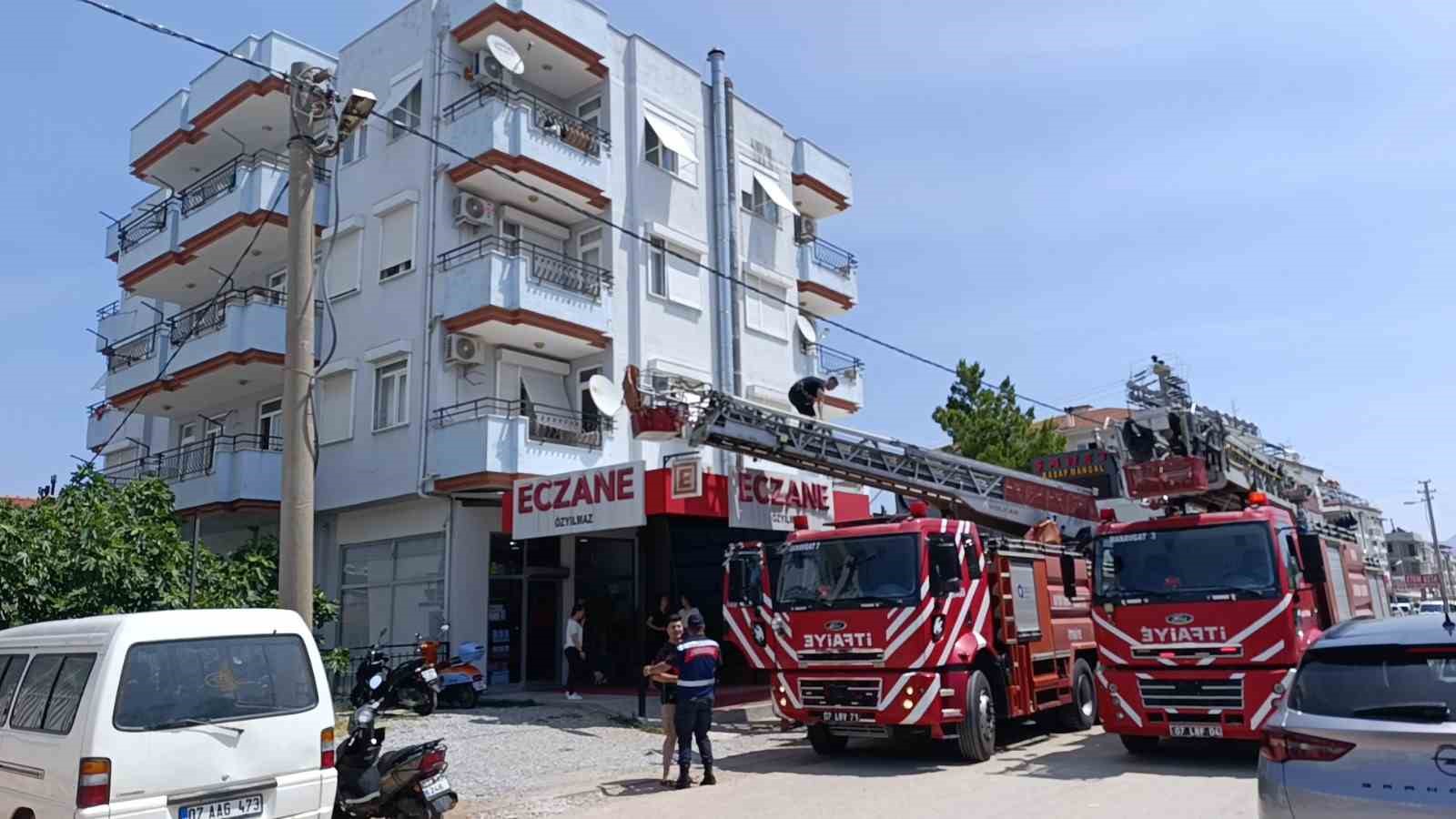 baca-yangini-itfaiye-ve-jandarmayi-alarma-gecirdi