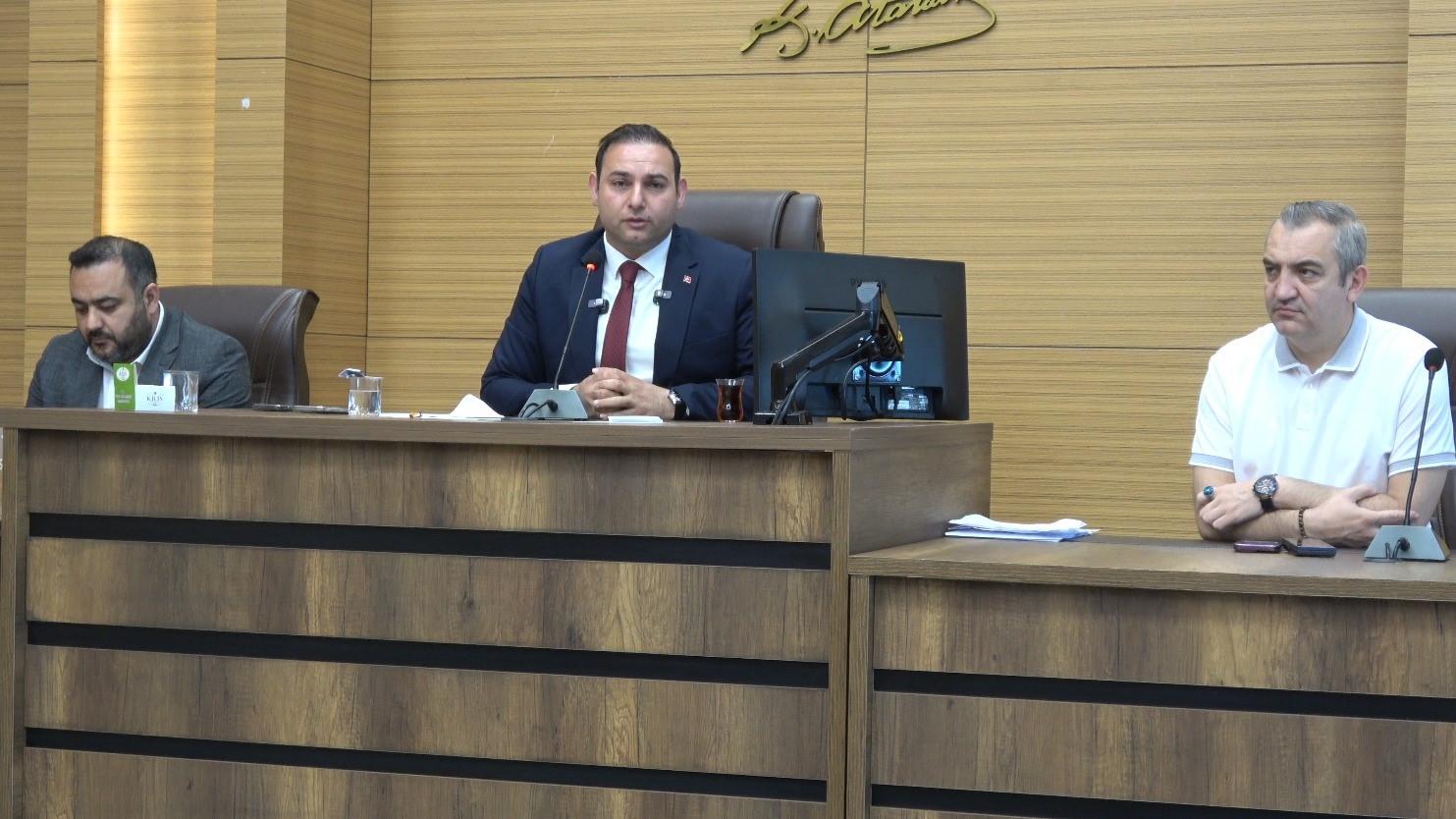 baskan-bilecen-belediye-personeliyle-bayramlasti