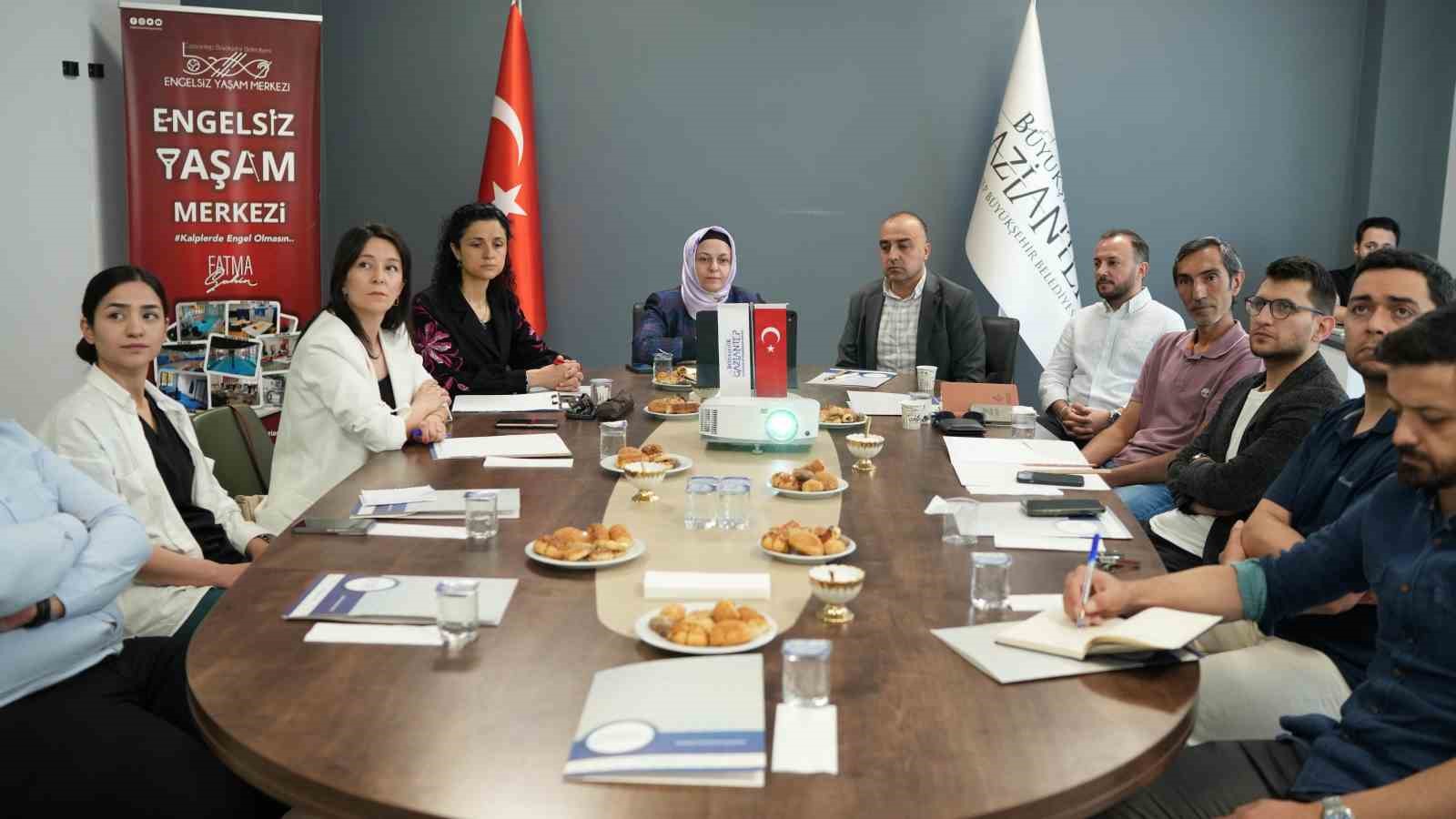 engelsiz-yasam-merkezinde-bilim-kurulu-kuruldu