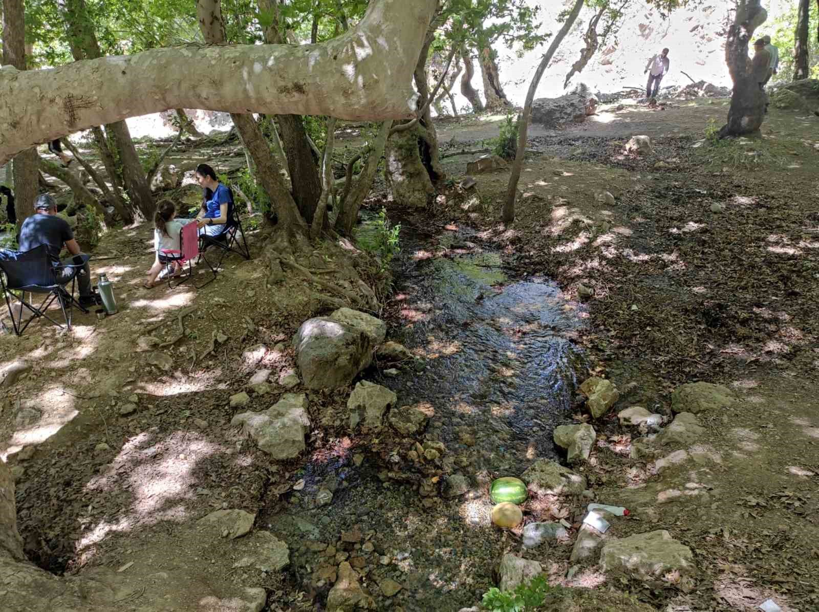 sasonda-doga-harikasi-kinali-vadisi-turizme-kazandiriliyor