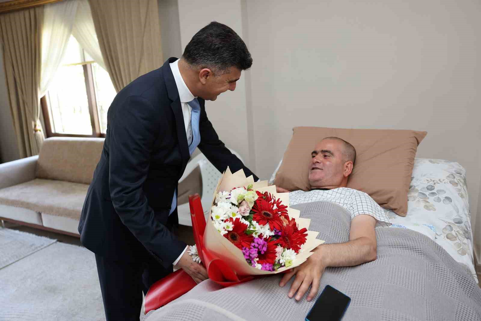 senerden-sehit-aileleri-ve-gazilere-vefa-ziyareti