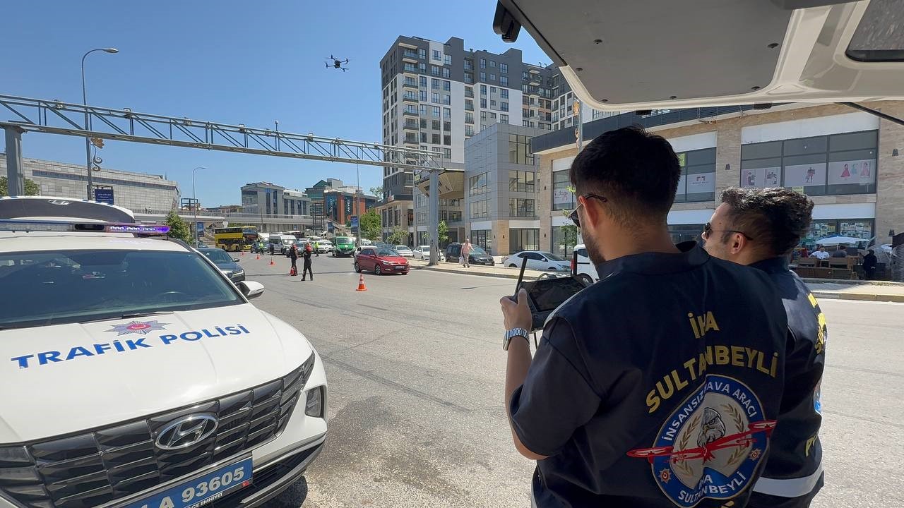 sultanbeyli-ilce-emniyet-mudurlugunden-bayram-oncesi-anlamli-trafik-uygulamasi