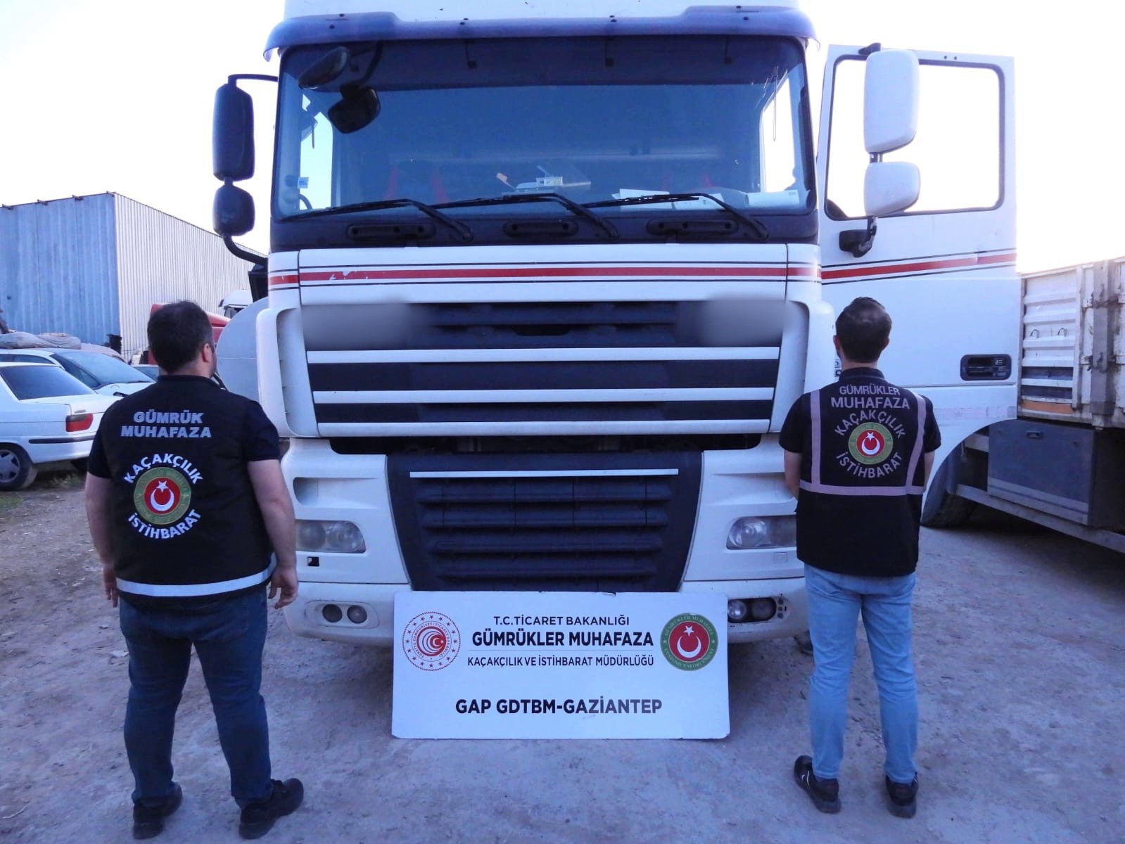 ticaret-bakanligindan-kacak-alkol-operasyonu-125-ton-icki-ele-gecirildi