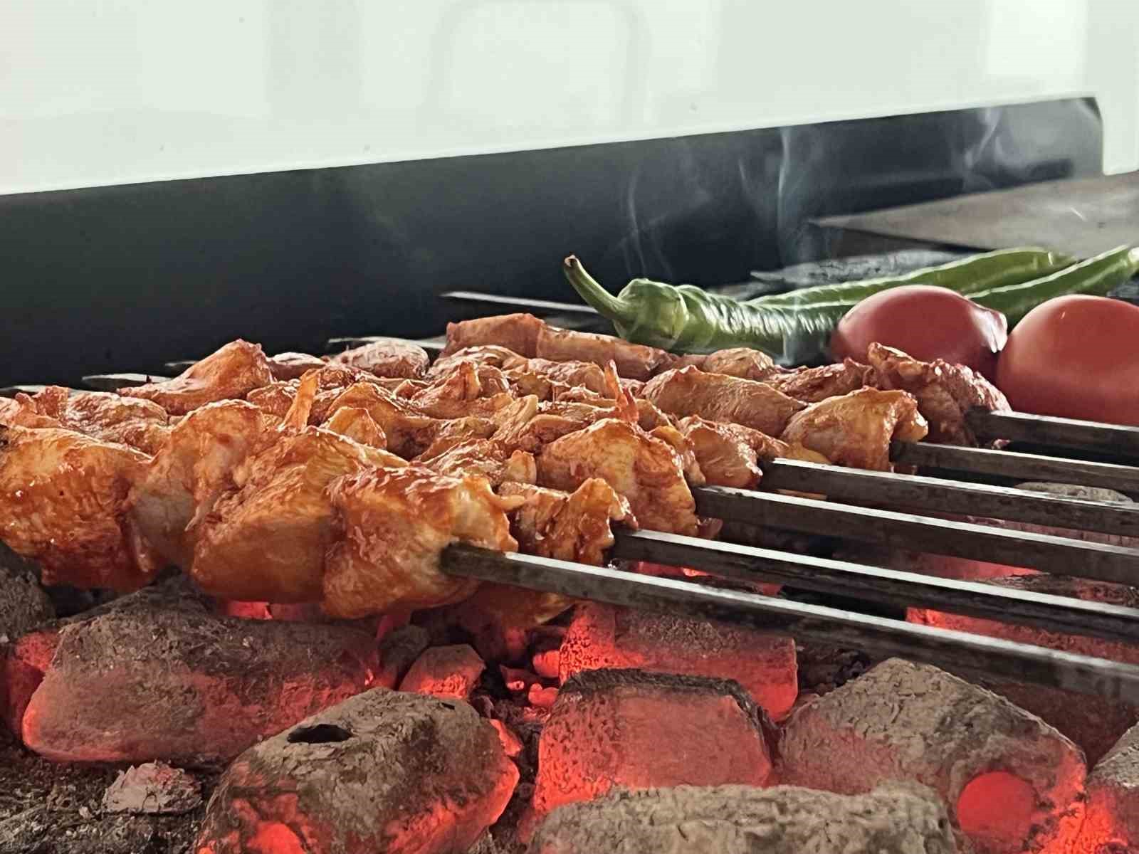 uzmanlardan-ilk-gun-et-tuketimi-ve-saklanmasi-ile-ilgili-tavsiyeler