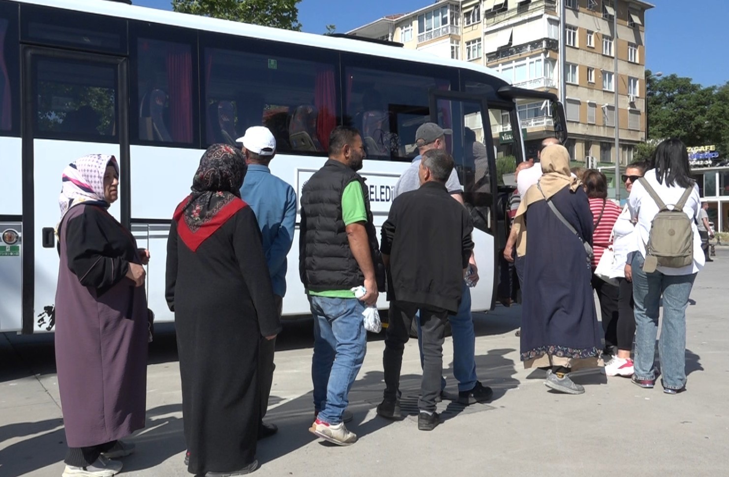 kartal-belediyesinden-kurban-bayraminda-mezarliklara-ucretsiz-ulasim-hizmeti