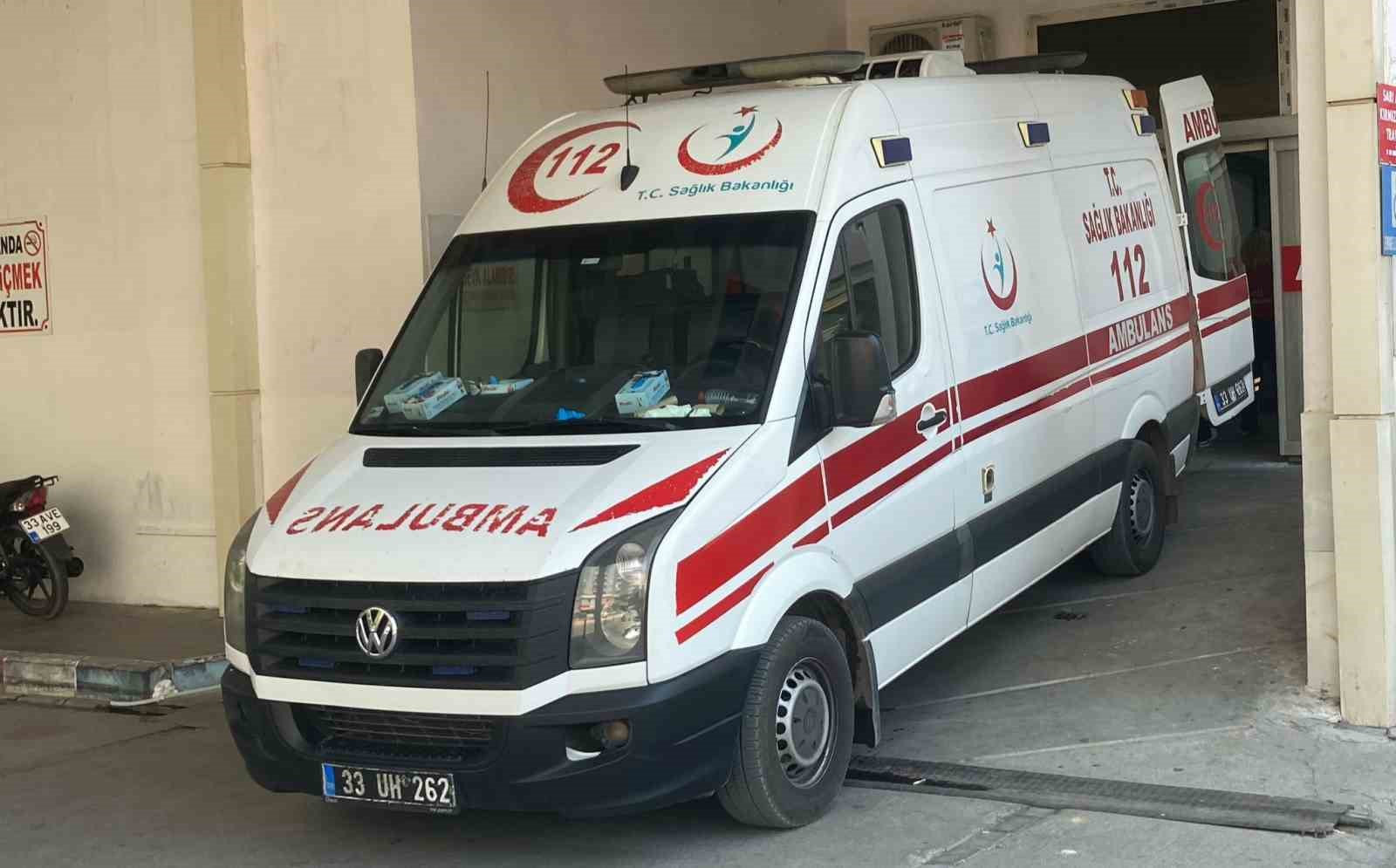 mersinde-275-acemi-kasap-kendini-yaraladi