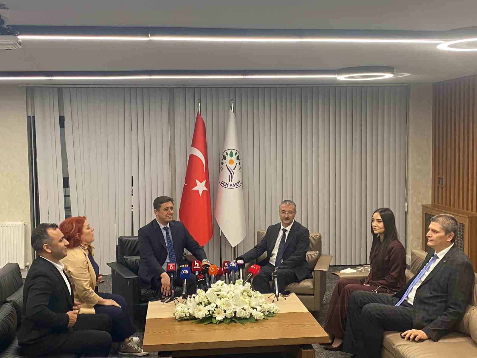 6-partiden-dem-partiye-bayram-ziyareti