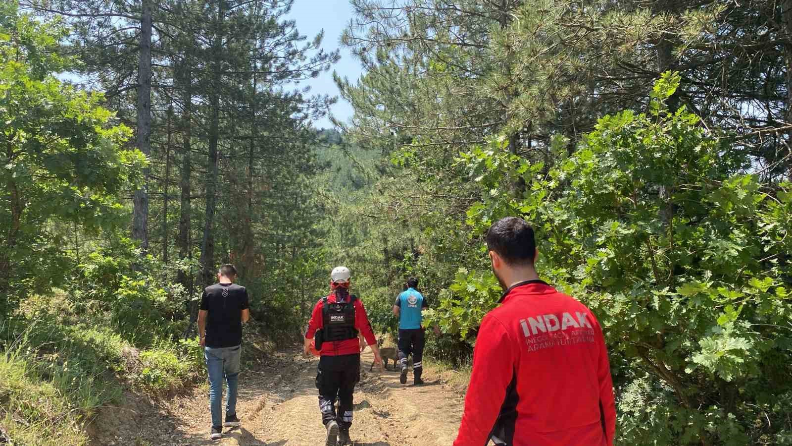 bursada-kaybolan-14-yasindaki-burak-her-yerde-araniyor