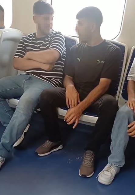 kalabaliga-aldirmadan-izbanda-sigara-icti-o-anlar-kamerada