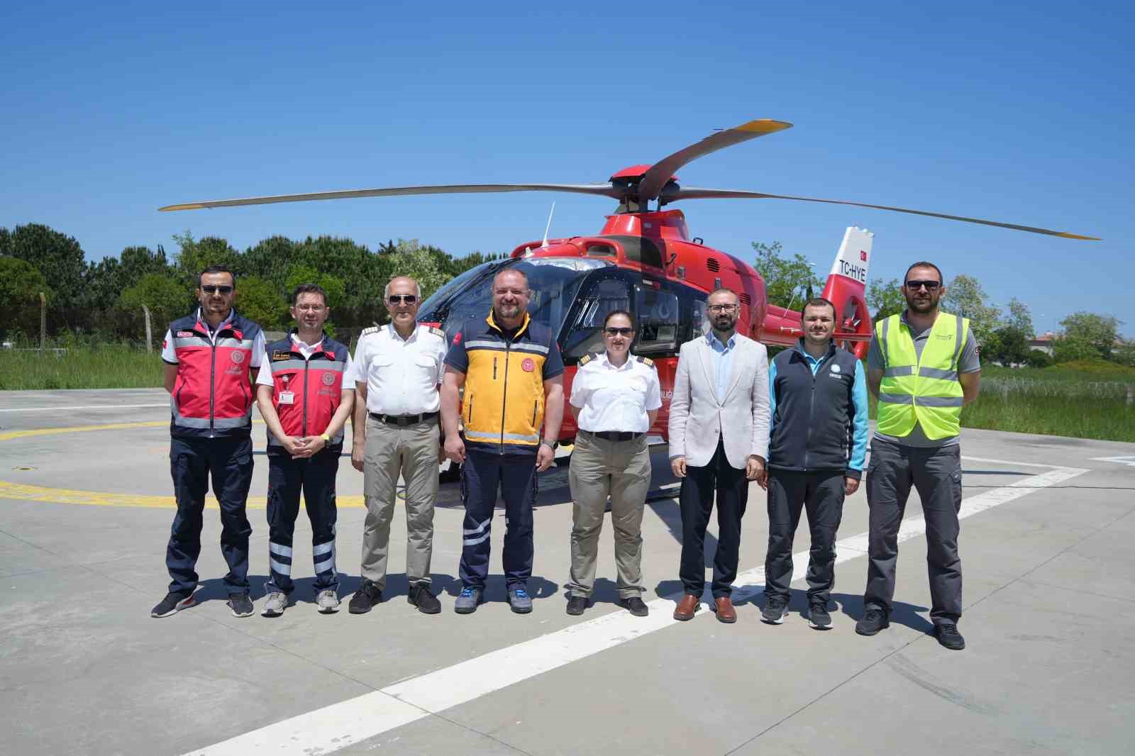 samsundaki-ambulans-helikopter-5-yilda-bin-190-hastanin-imdadina-yetisti