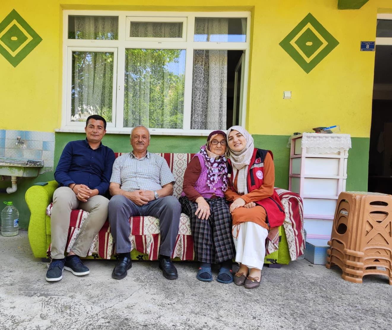 zonguldakta-bayramda-sehit-aileleri-ve-gaziler-unutulmadi