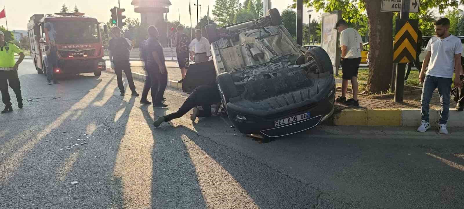 elazigda-trafik-kazasi-2-yarali