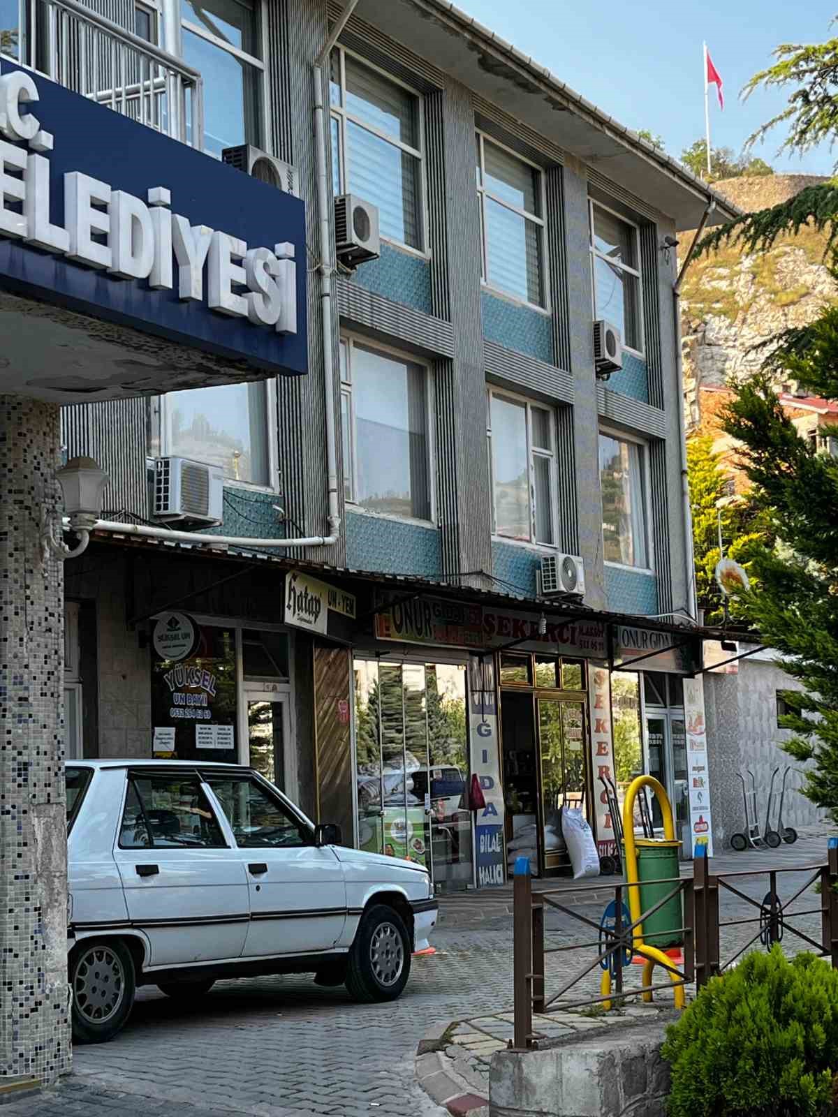 iskilipte-esnaf-kavgasi-2-yarali