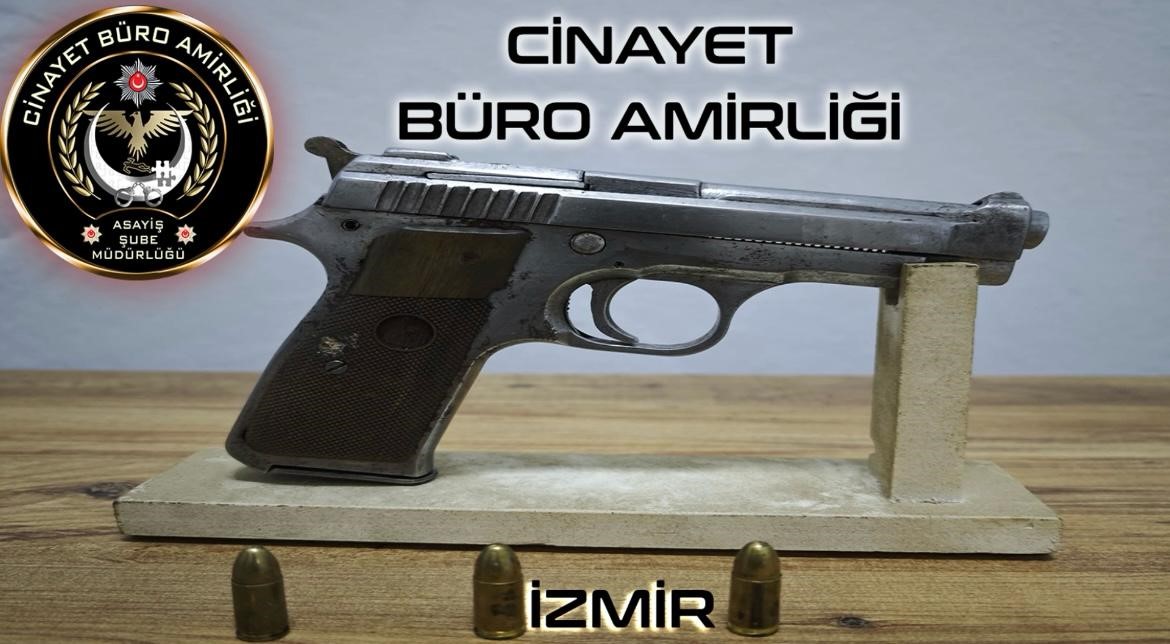 izmirde-alacak-verecek-kavgasi-1-olu-1-tutuklama