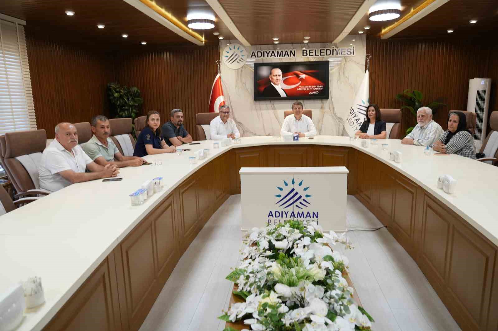 kent-konseyinden-baskan-tutdereye-bayram-ziyareti