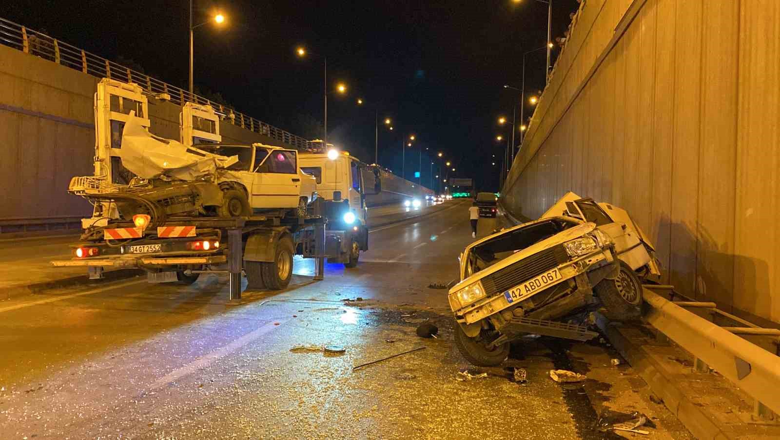 konyada-karsi-seride-gecen-otomobil-2-araca-carpti-6-yarali