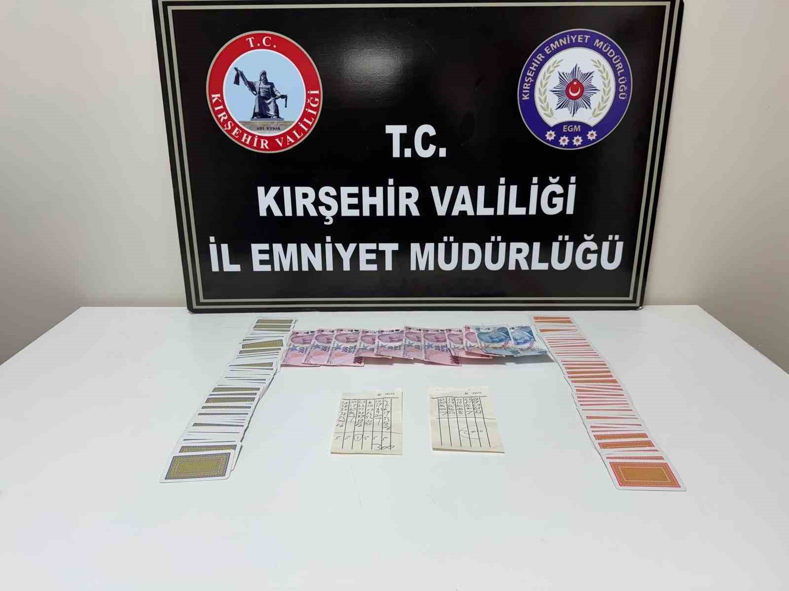 kumar-oynarken-sucustu-yakalandilar