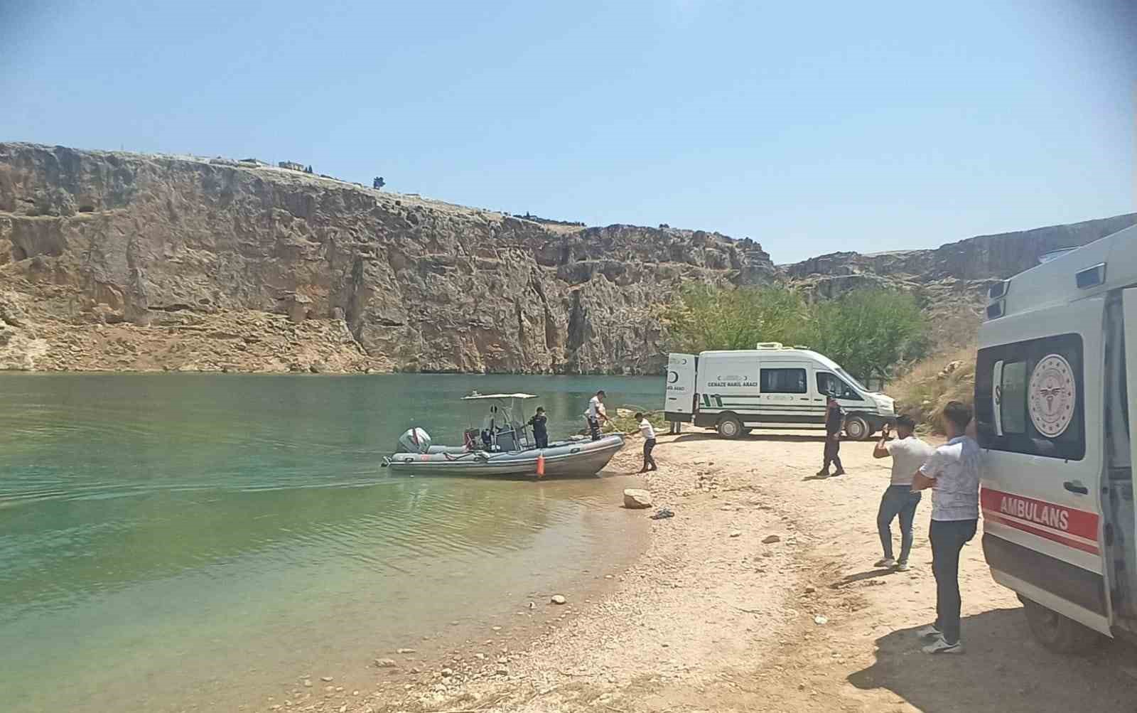 onurcan-ozdemirin-cansiz-bedeni-olay-yeri-incelemesinin-ardindan-adli-tip-kurumu-morguna-kaldirildi