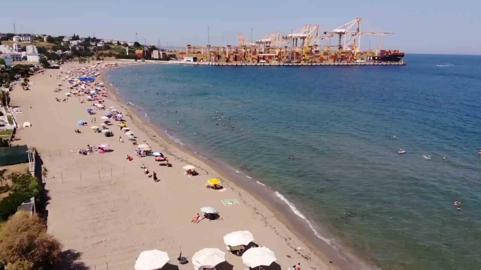 tekirdagda-bayramda-plajlar-doldu-tasti