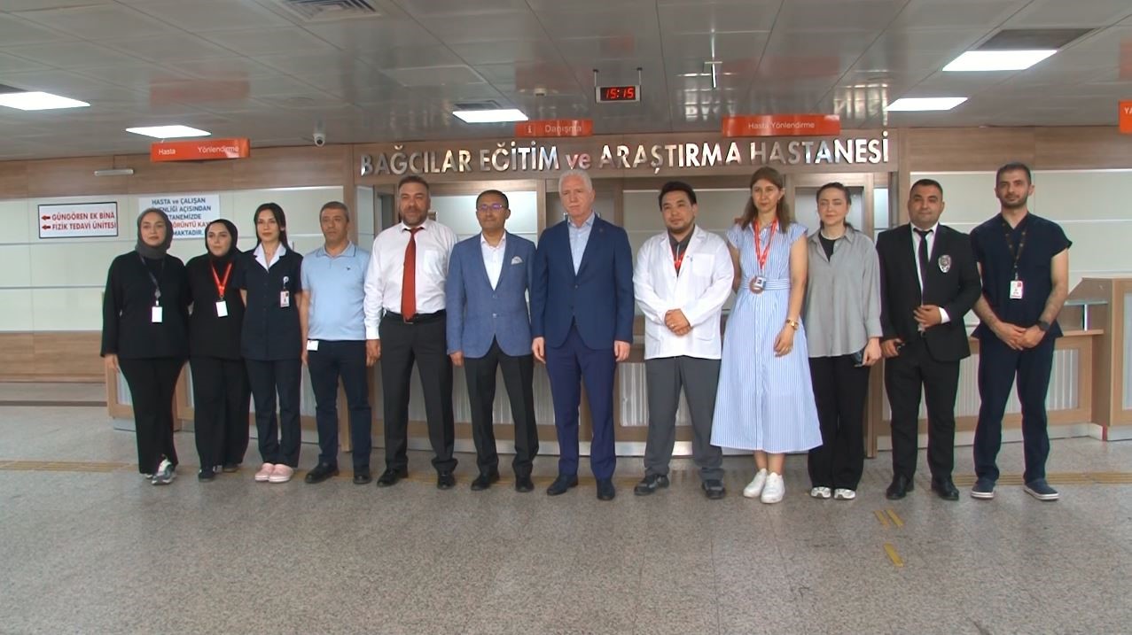 vali-gulden-bagcilar-egitim-ve-arastirma-hastanesine-bayram-ziyareti