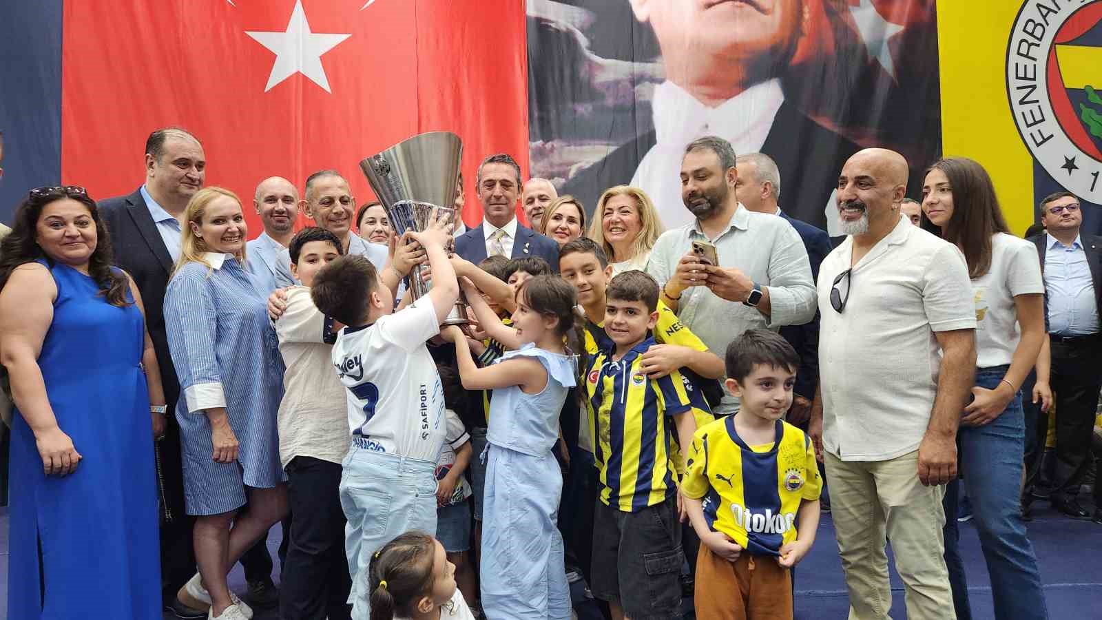 ali-koc-kulup-tarihinde-hic-yasanmamis-bir-psikolojik-iskence-ve-itibar-suikasti-var