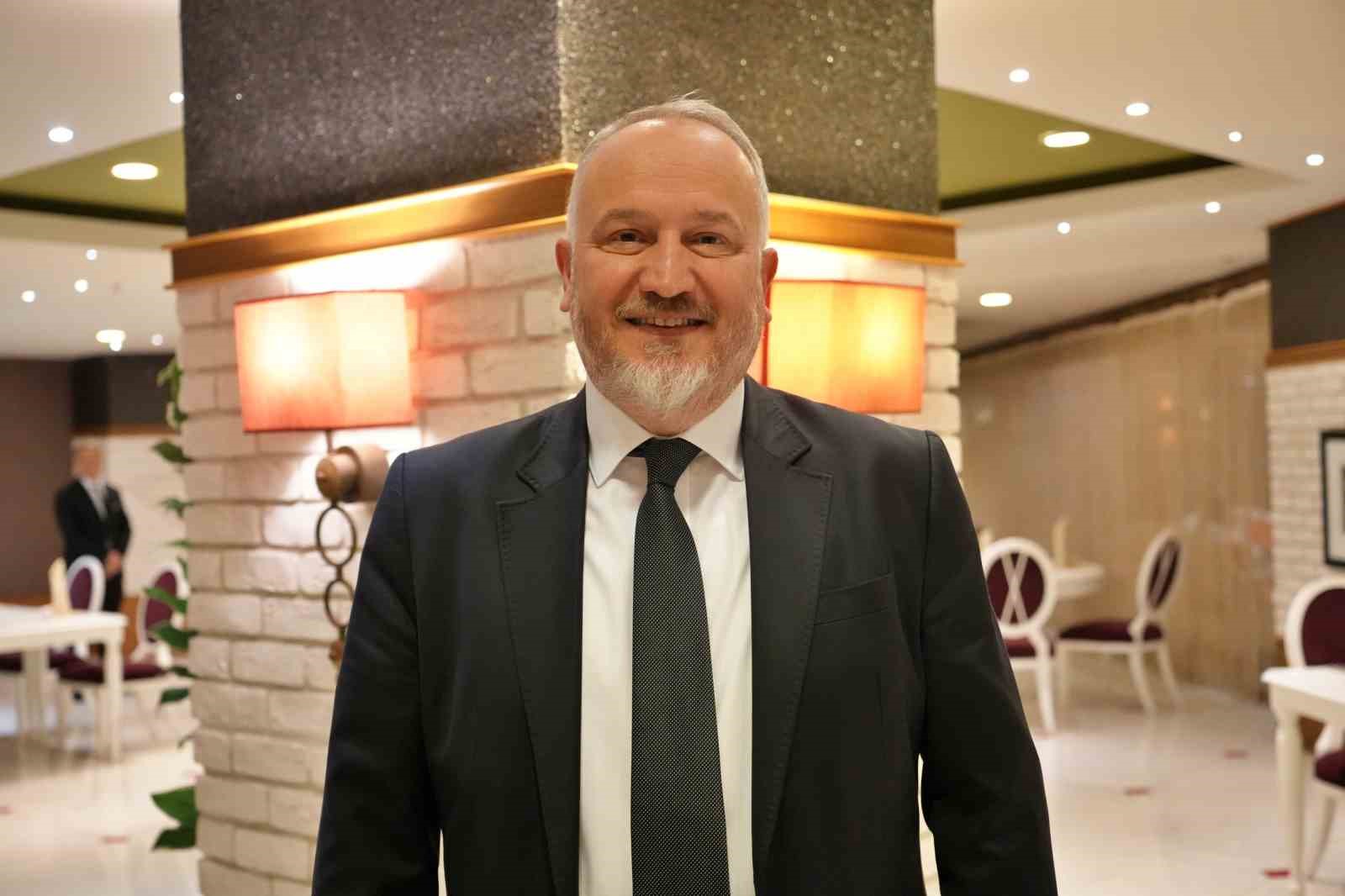 antalyada-bayram-tatiline-gurbetci-katkisi