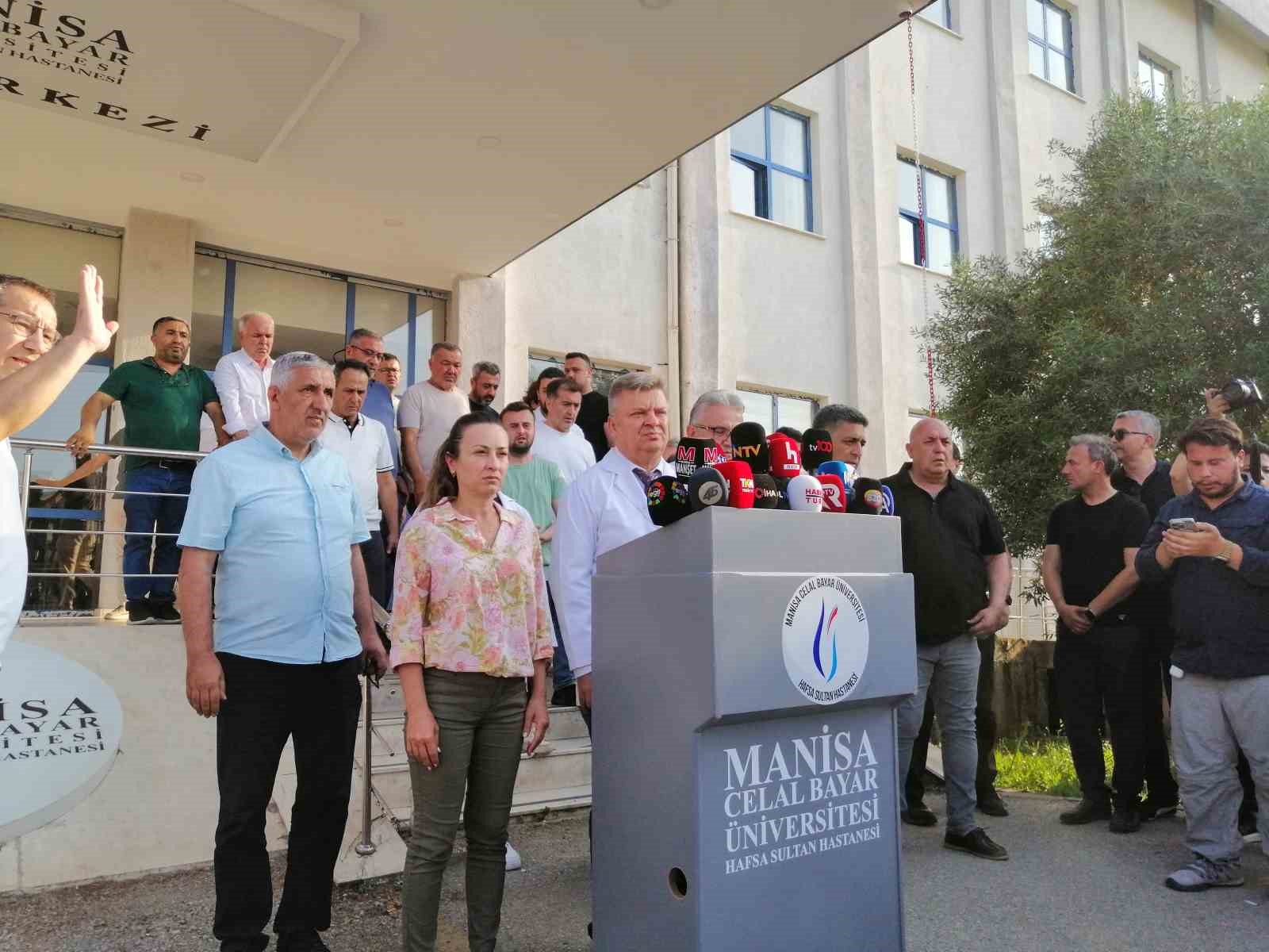 bashekimden-ferdi-zeyrekin-vefatiyla-ilgili-aciklama