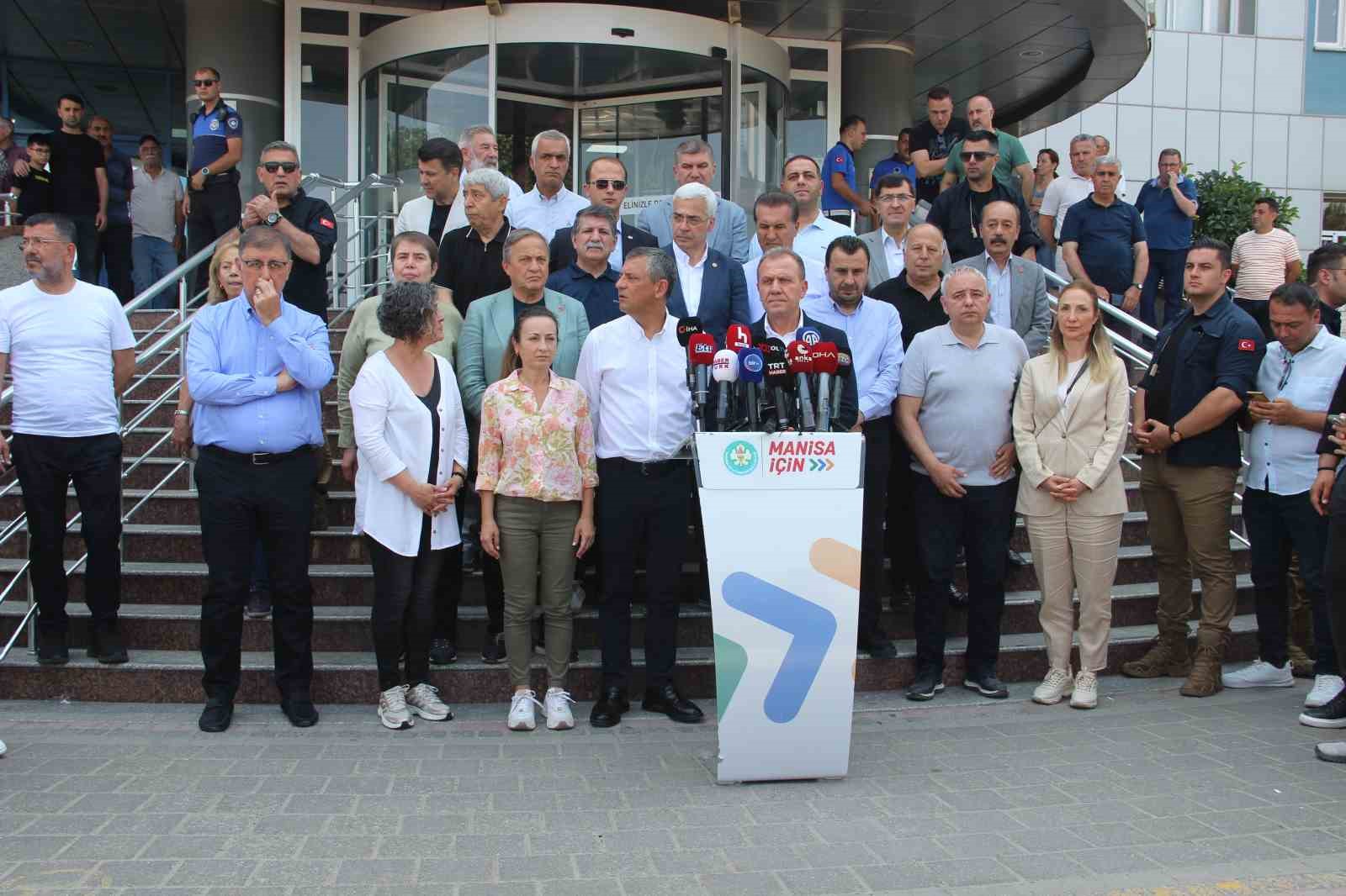 ferdi-zeyrekin-baska-bir-hastaneye-nakli-yapilmayacak