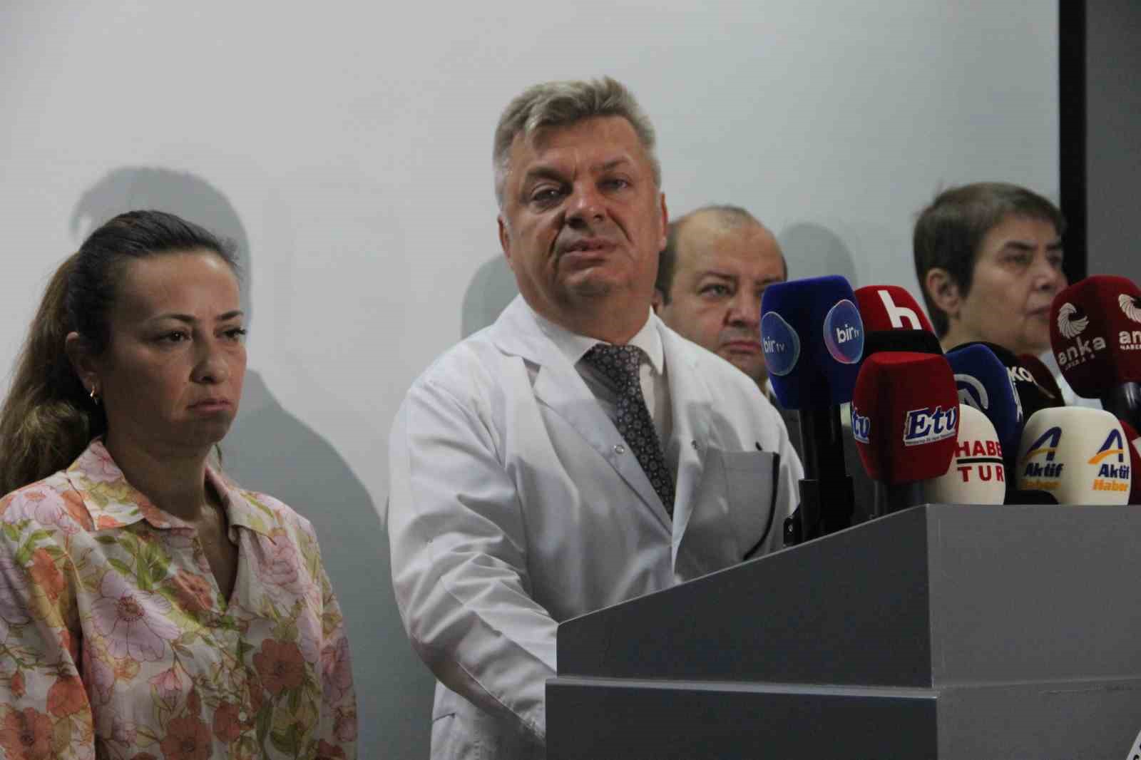 ferdi-zeyrekin-saglik-durumu-ciddiyetini-koruyor
