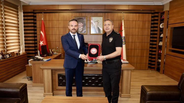 15-temmuz-gazisi-sabahattin-celikten-il-muduru-hakan-yilmaza-ziyaretler