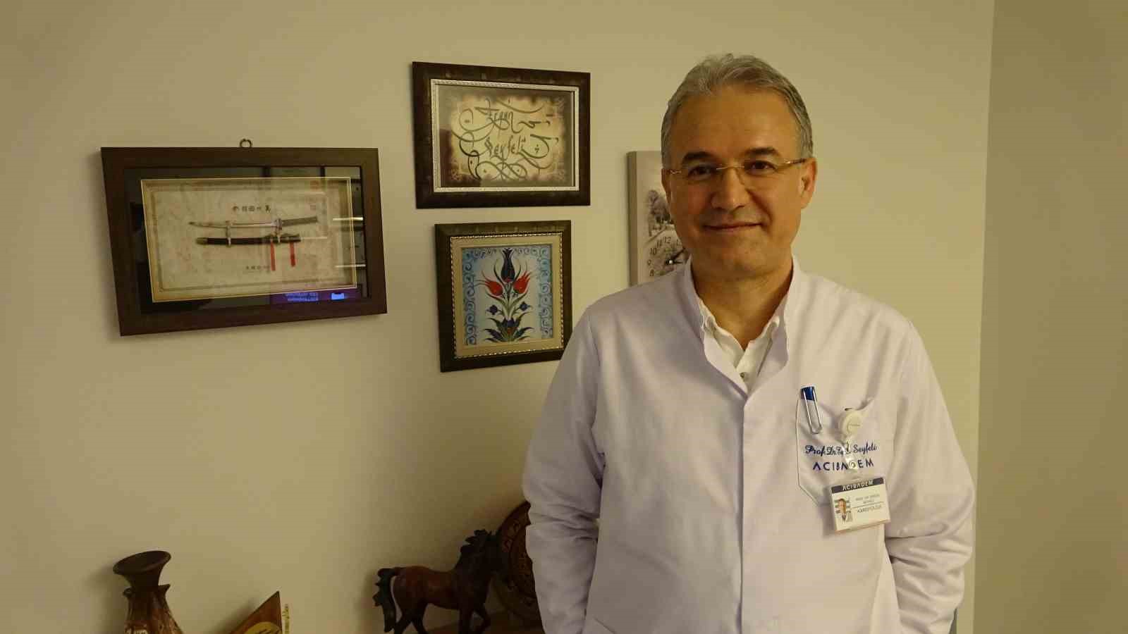 ayak-ayak-ustune-ustune-atip-tansiyonunuzu-olcmeyin