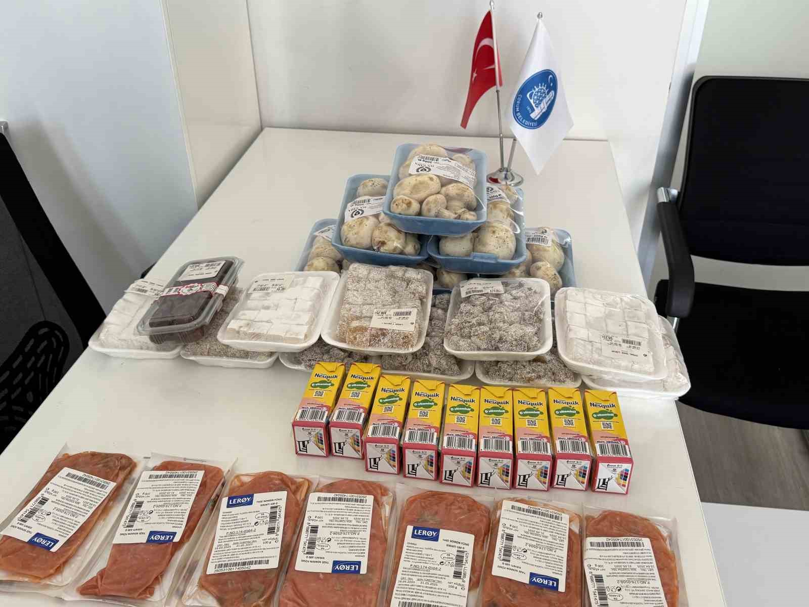 corum-belediyesi-ekiplerinden-marketlere-siki-denetim