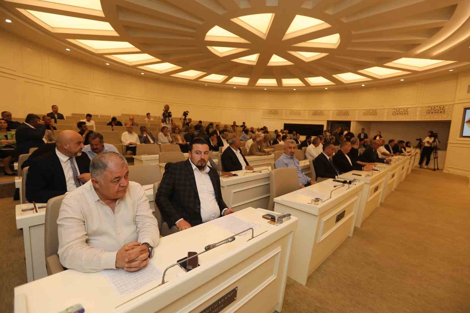 gaziantep-buyuksehir-belediye-meclisi-toplandi
