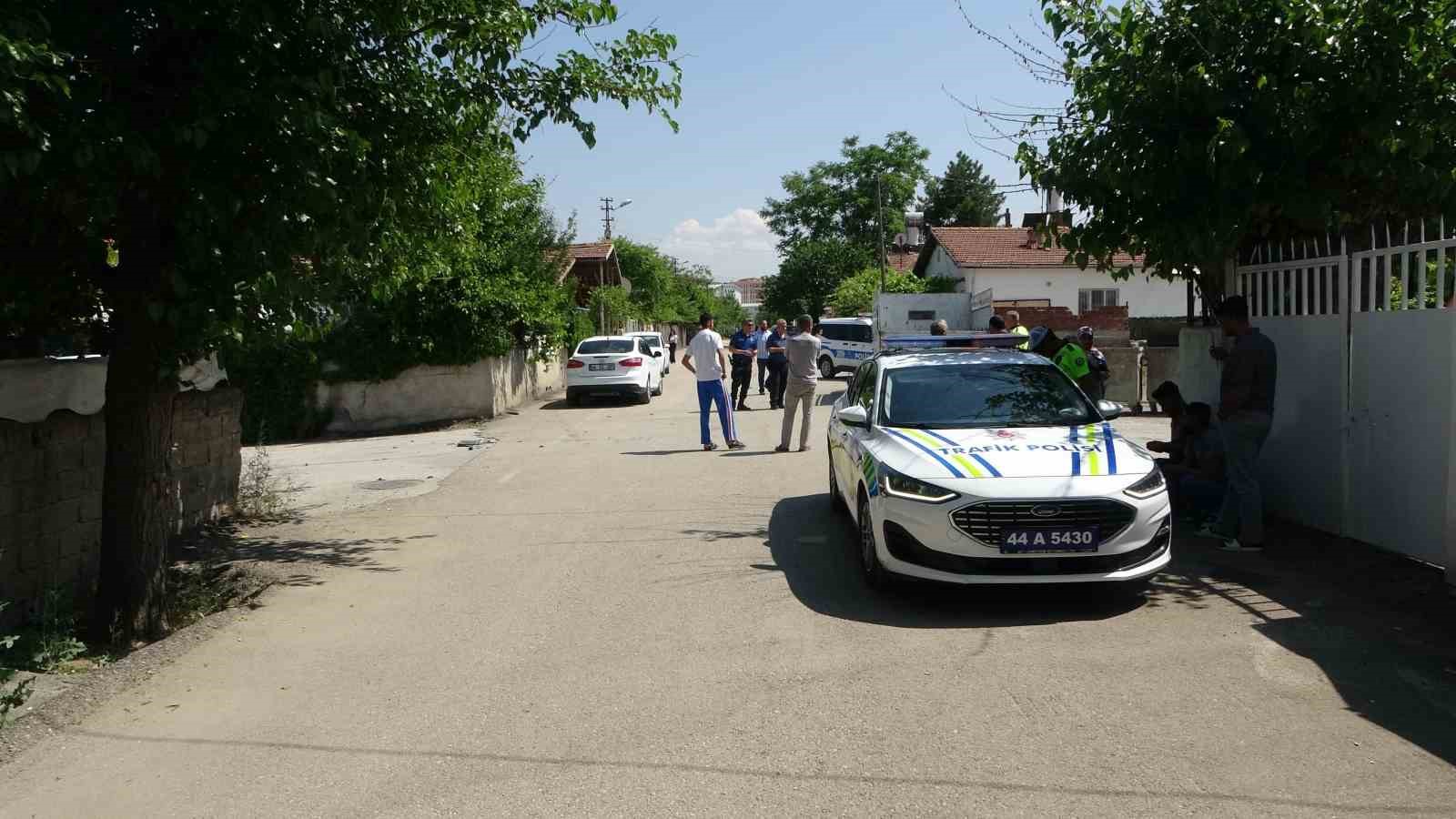 hafif-ticari-arac-ile-otomobil-carpisti-4-yarali