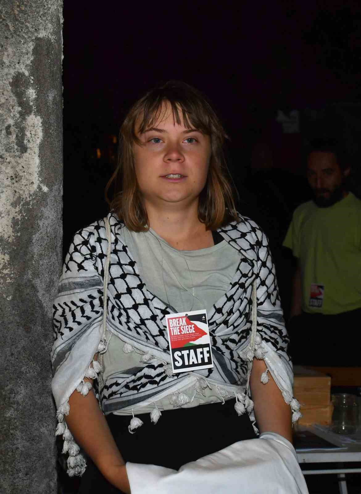 isvecli-aktivist-greta-thunberg-israili-uluslararasi-sularda-insan-kacirmakla-sucladi