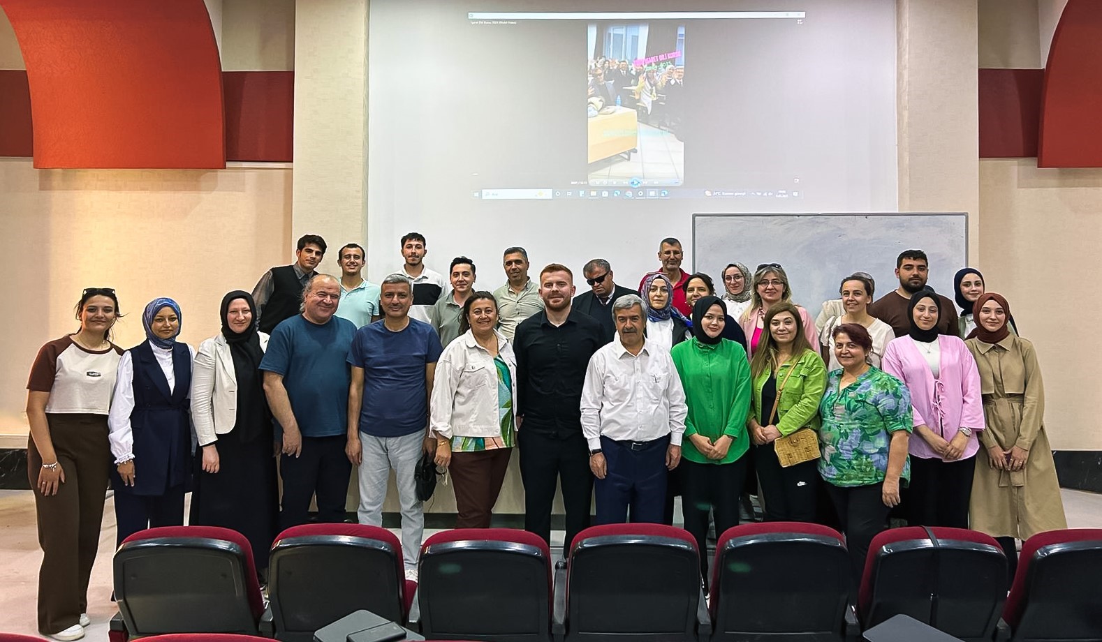 neude-isaret-dili-egitimleri-tamamlandi