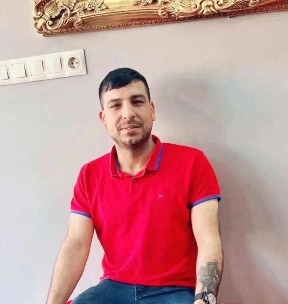 sokakta-vurulan-genc-hayatini-kaybetti