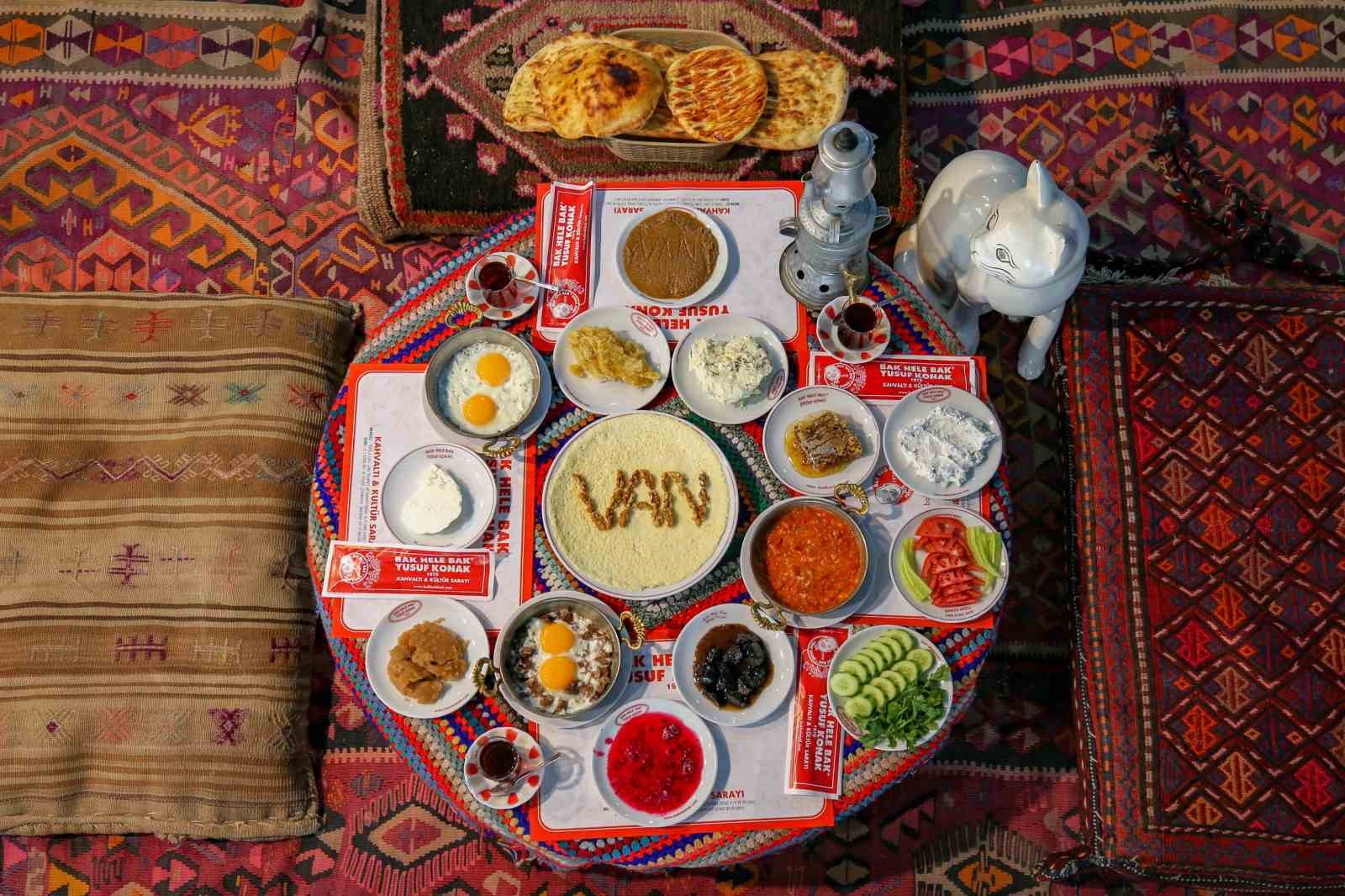 van-kahvaltisi-turkiyeyi-birincilige-tasidi