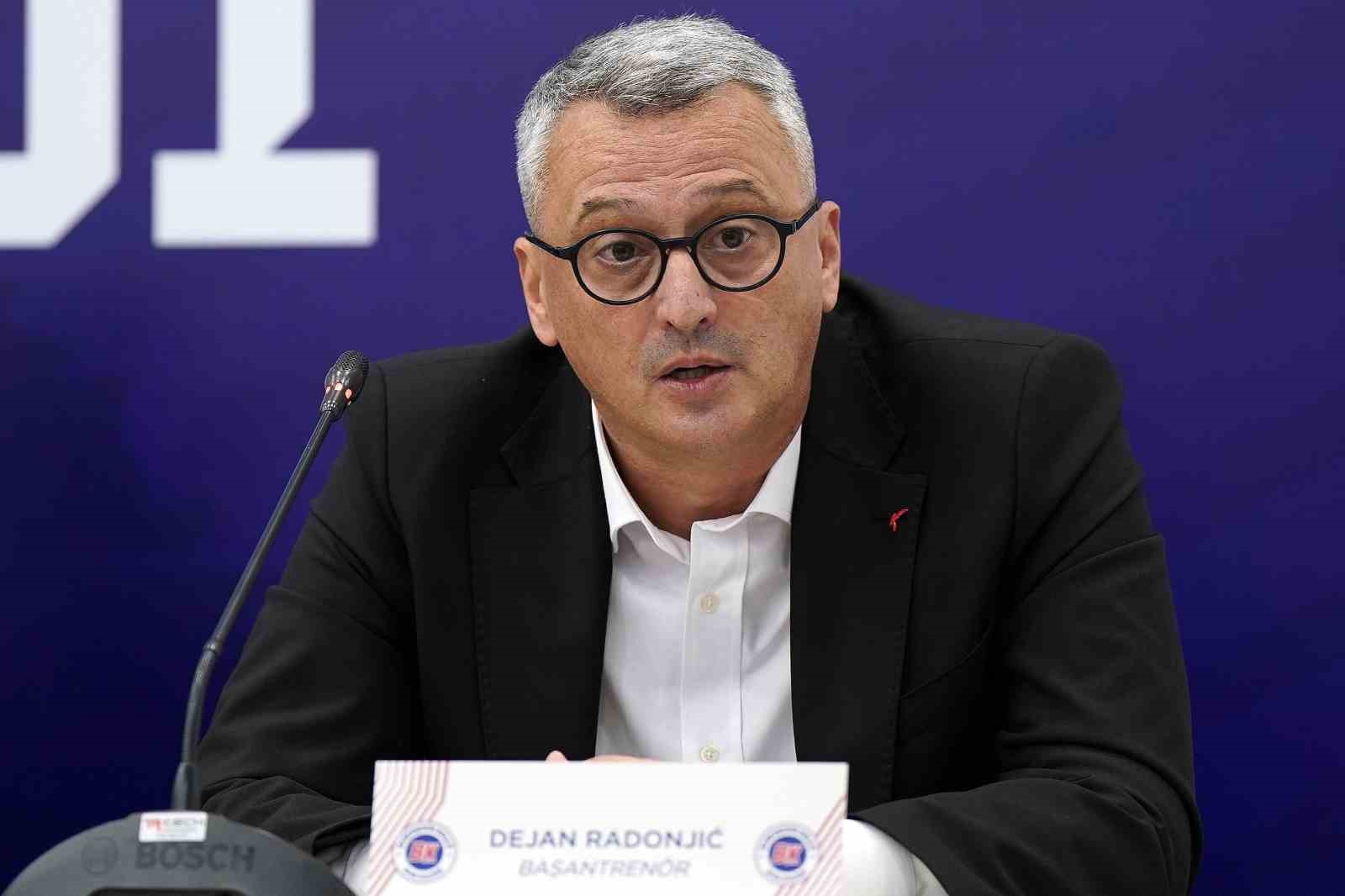 bahcesehir-koleji-basantrenor-dejan-radonjic-ile-yollarini-ayirdi