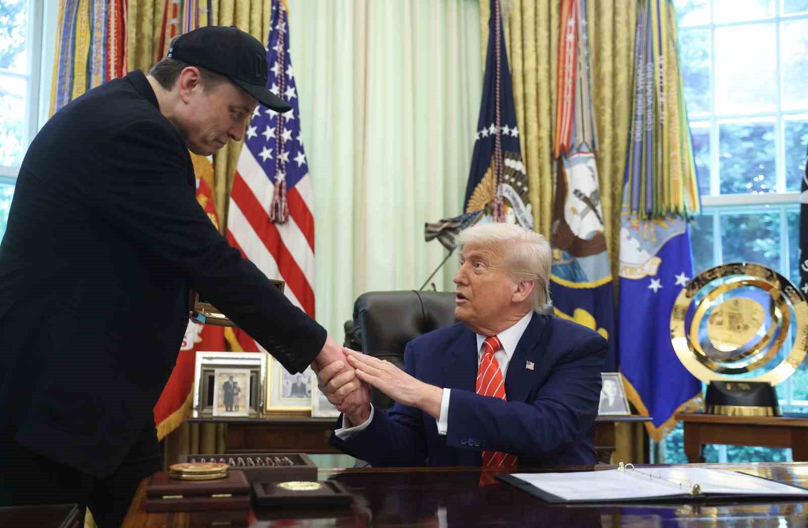 beyaz-saray-baskan-trump-elon-muskin-ozrunu-takdirle-karsiladi