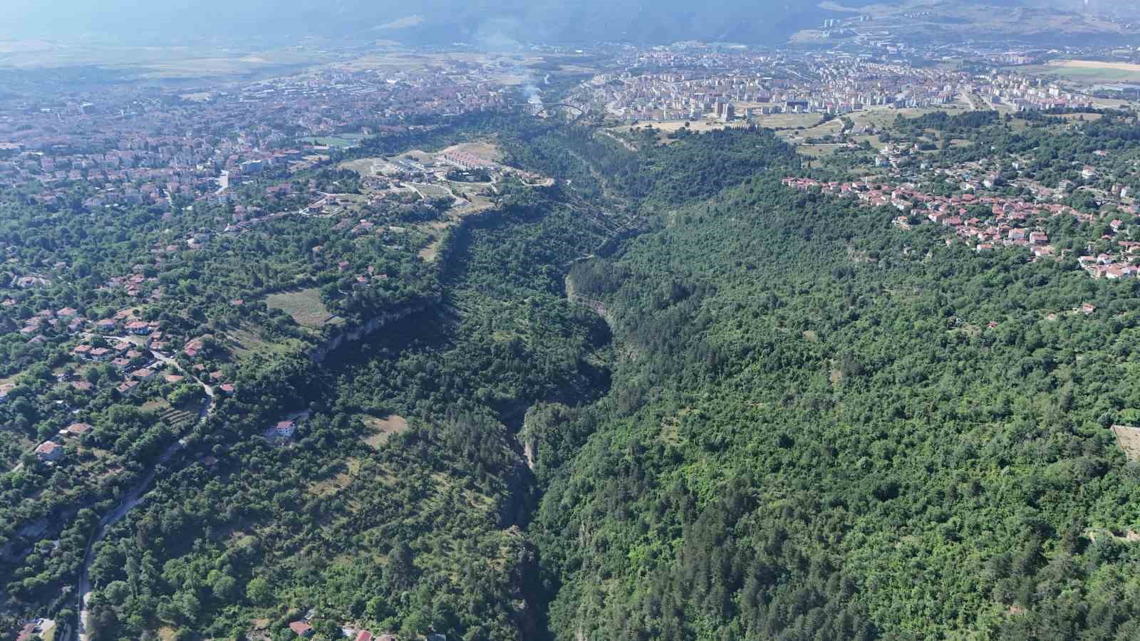 bulak-kanyonu-karabuk-belediyesinin-projesiyle-doga-turizmine-aciliyor