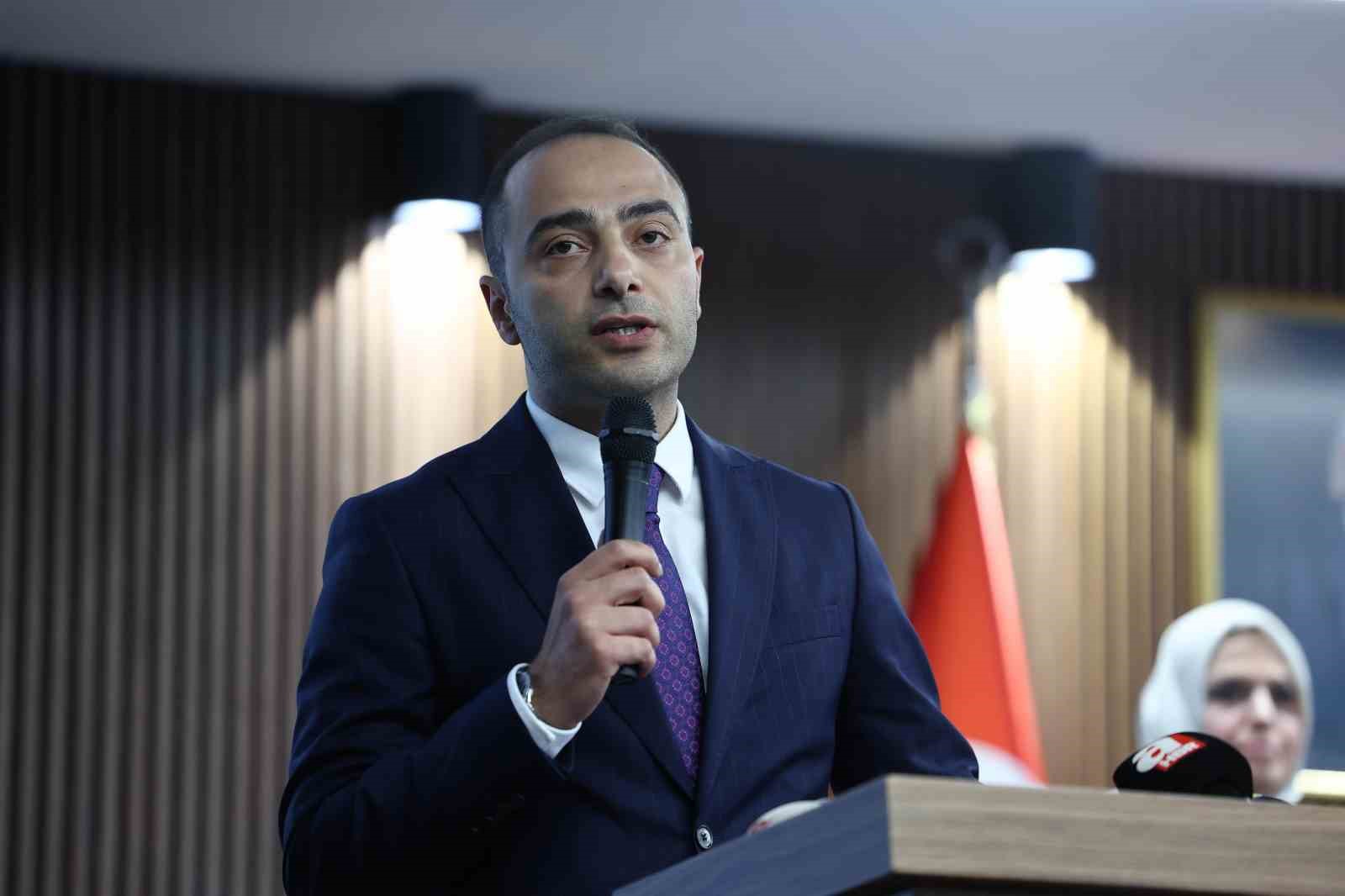 gaziosmanpasa-belediye-baskan-vekili-eray-karadeniz-secildi