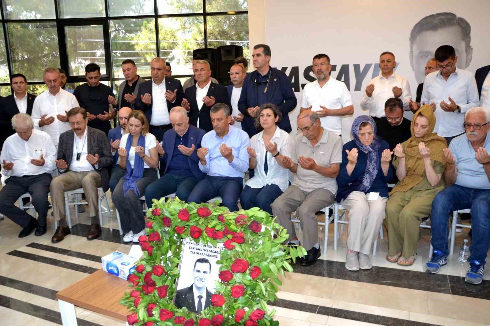 hisarciklioglu-ve-atalaydan-ozgur-ozele-taziye-ziyareti