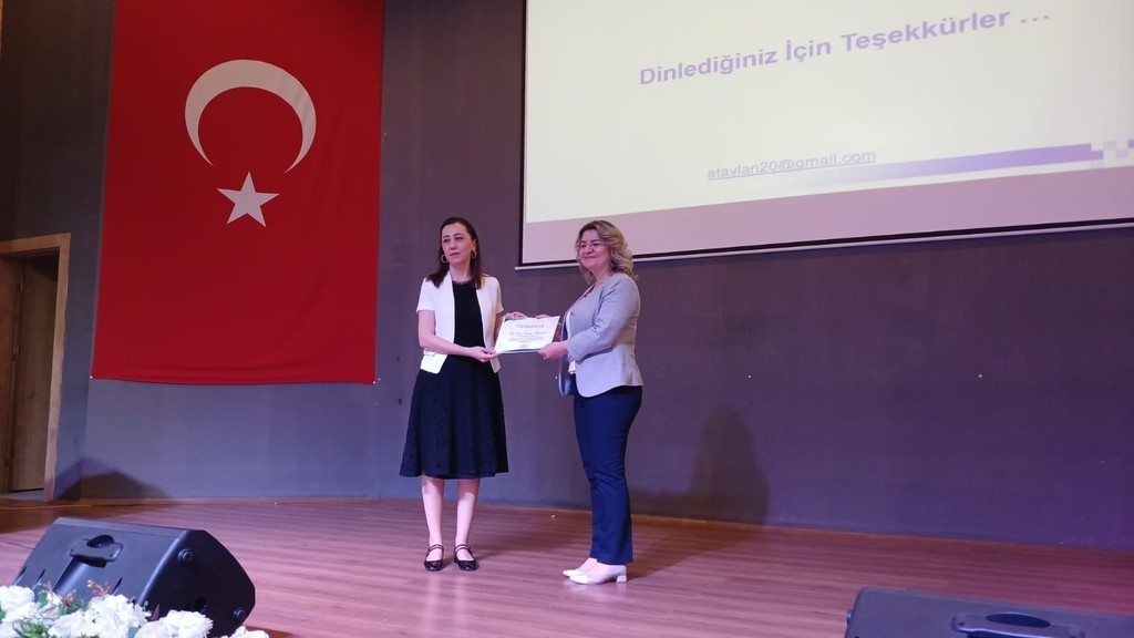 prof-dr-ezgi-taylan-koparandan-fen-lisesi-ogrencilerine-bilim-soylesisi
