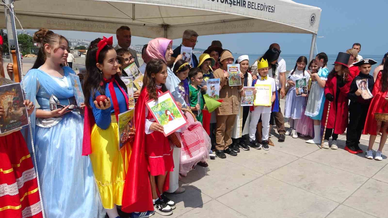 samsunda-renkli-bilim-fuari-roket-ucurdular-projelerini-sergilediler