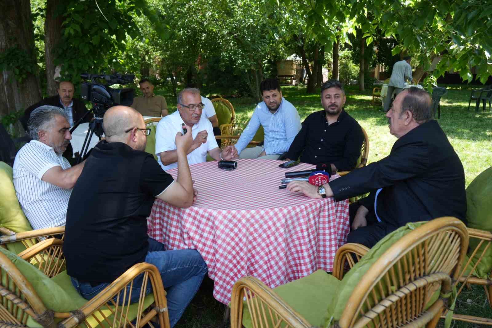 zeki-eker-mussporun-2-lige-yukselmesi-35-yillik-hasreti-sona-erdirdi