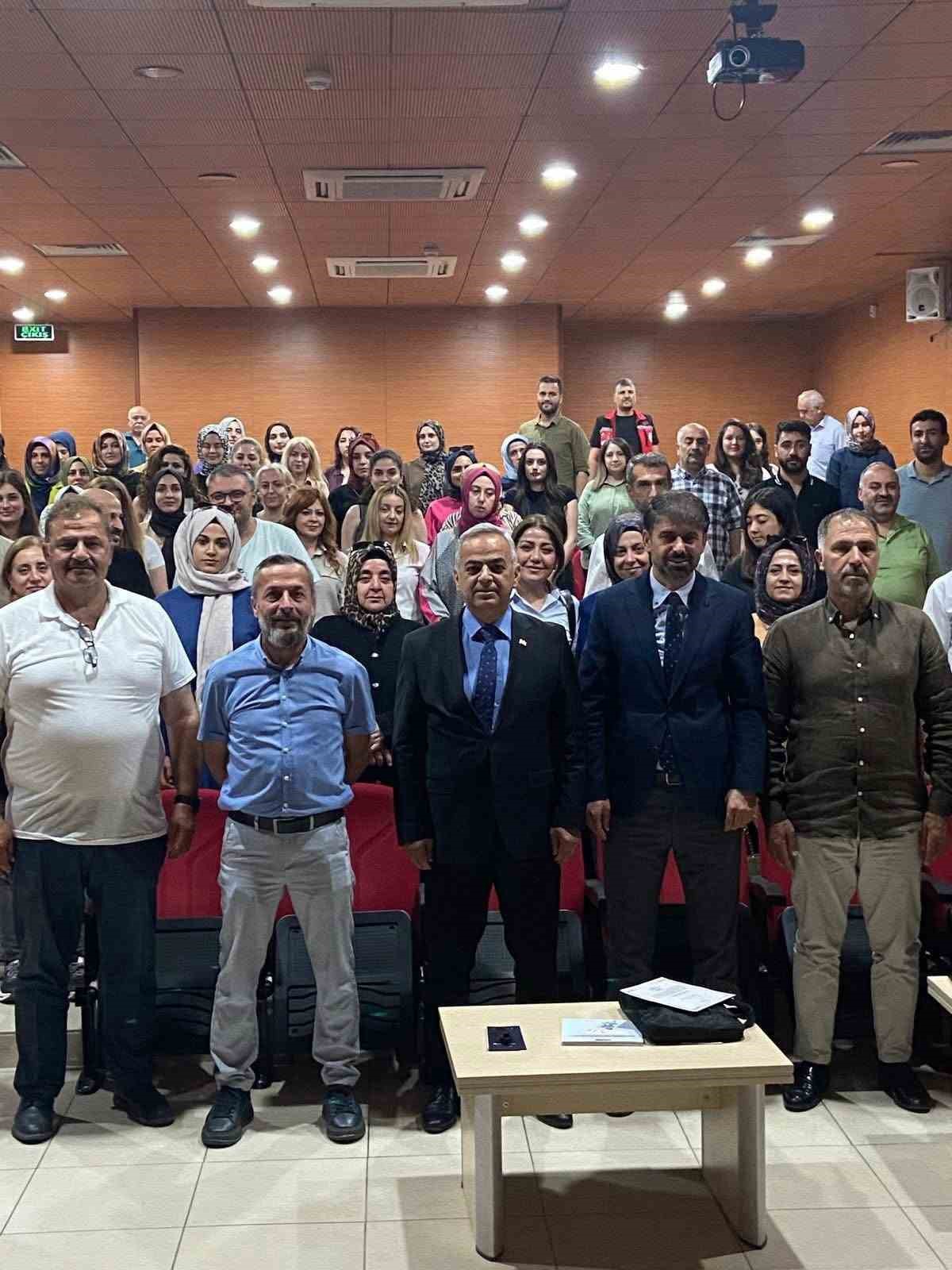 elazigda-personele-etkili-konusma-ve-diksiyon-egitimi