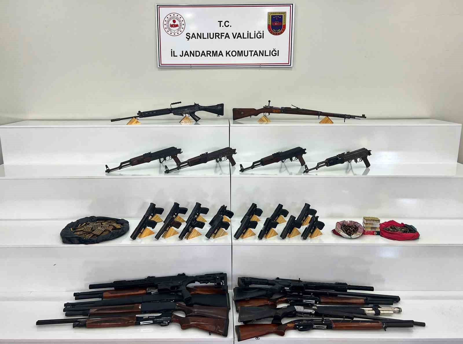 jandarma-nereye-baktiysa-silah-cikti